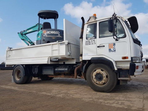 Hawe Earthmoving - Australian Directory 8