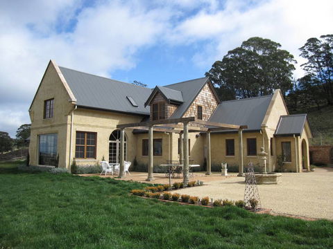 Kathy Barnsley Architect - Australian Directory 1