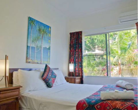 Villa Marine Cairns Beach Self Contained Holiday Apartments - Australian Directory 1