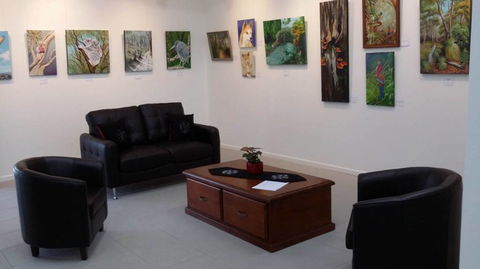 Gallery 5 Hervey Bay Arts Society Inc - Australian Directory 0