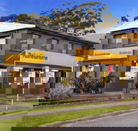 Raine  Horne Toormina/Sawtell - Australian Directory