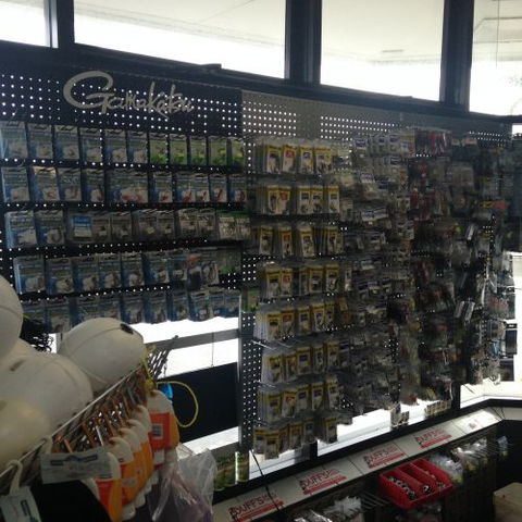 Duff’s Salamander Bait & Tackle - Australian Directory 3