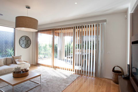 Phoenix Blinds - Australian Directory 11