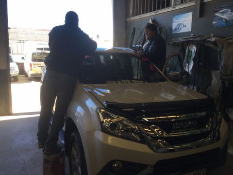 Kingaroy Windscreens & Refinishing Supplies - Australian Directory 2