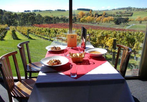 Highland Heritage Estate Restaurant & Function Centre - Australian Directory 2