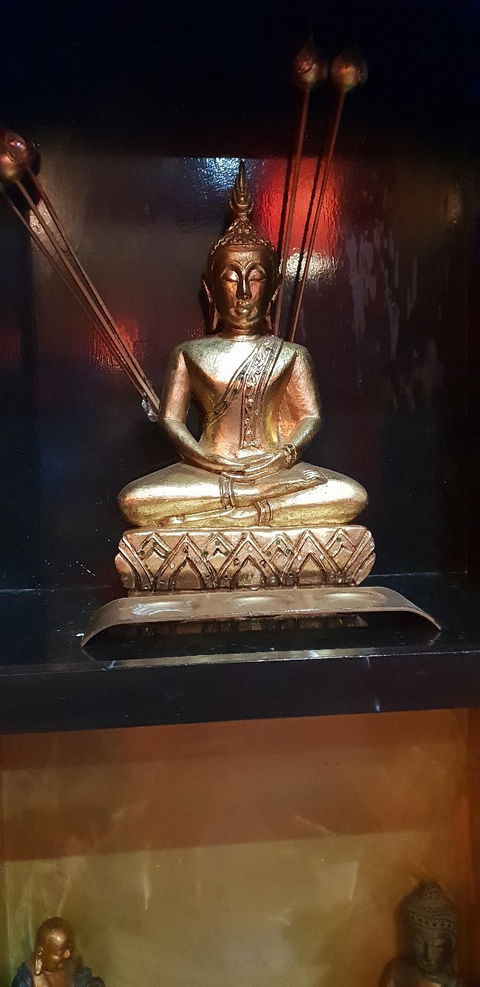Tongue Thai'd - Australian Directory 5