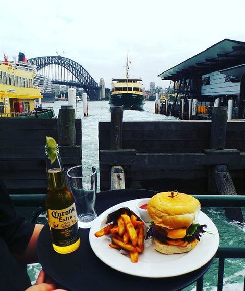 City Extra-Circular Quay - Australian Directory 17