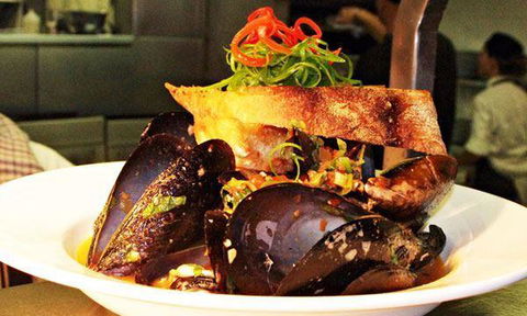 La Piazza - Australian Directory 38