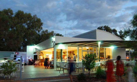 Spoons Riverside - Australian Directory 6
