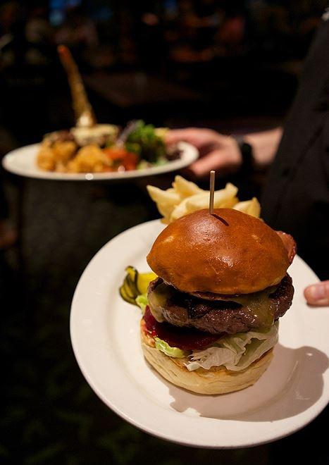 Settlers Tavern - Australian Directory 9