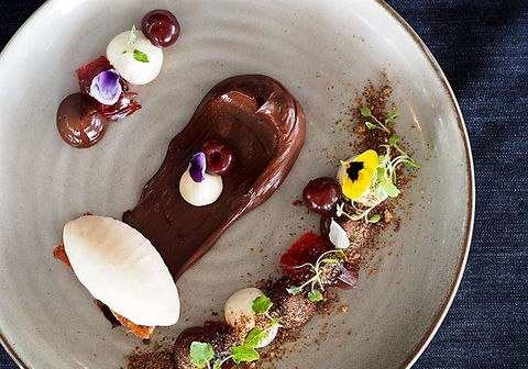 V Series - Australian Directory 10