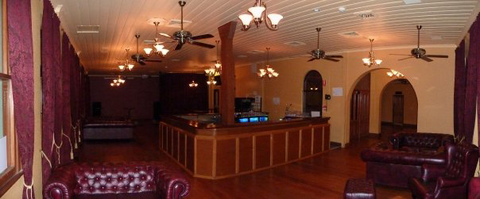 Molly Malones Irish Pub - Australian Directory 0