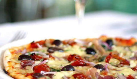 The Foreshore Bar & Restaurant - Australian Directory 5