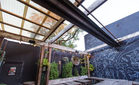 Waroona Hotel - Australian Directory 12