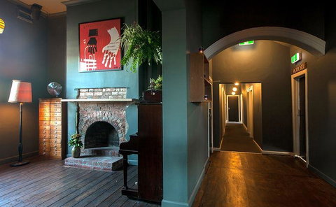 Waroona Hotel - Australian Directory 5