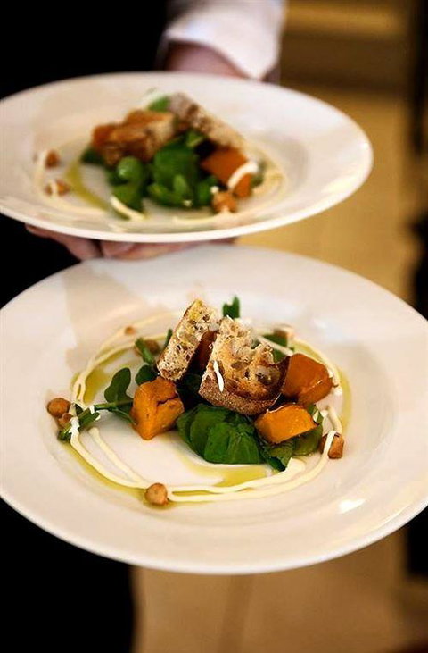 Bruni's Restaurant At Villa Howden - Australian Directory 4