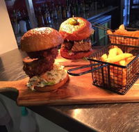 Sandy's Bar and Grill - Australian Directory