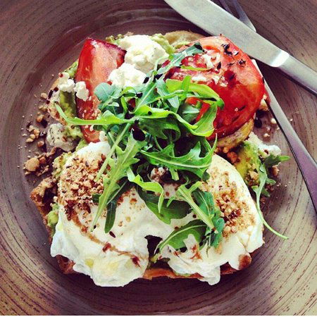 Elliotts Bistro - Australian Directory 0