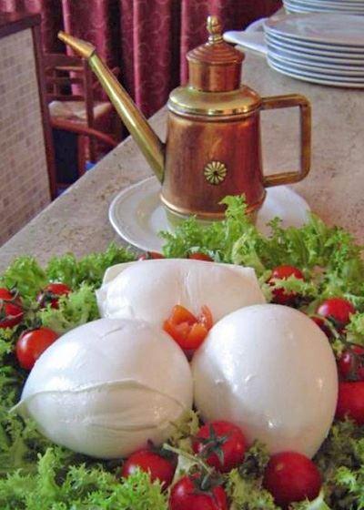 1770 Beach Hotel - Australian Directory 2