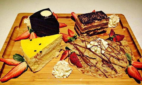 1770 Beach Hotel - Australian Directory 7