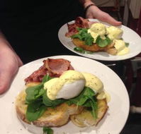 Le Cafe on St George - Australian Directory