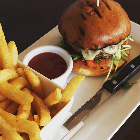 Sunnyside Tavern - Australian Directory 0