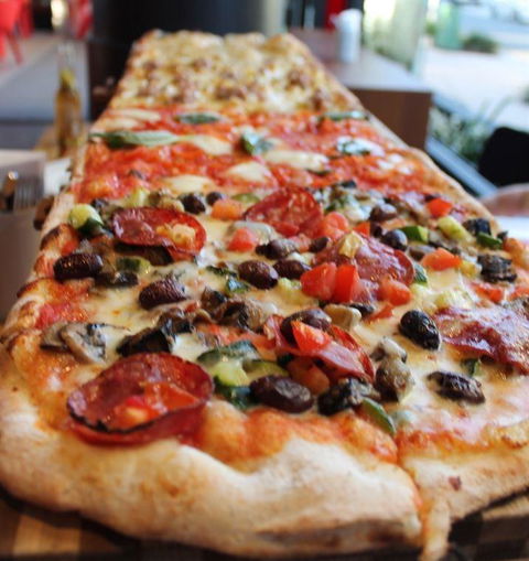 Bonnie And Clydes Pizzaria - Australian Directory 0
