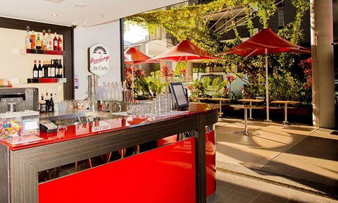 Bonnie And Clydes Pizzaria - Australian Directory 2