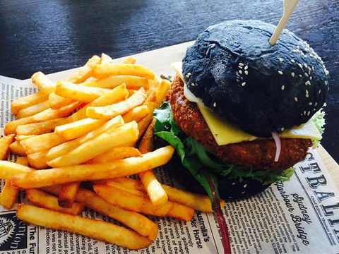 Cafe Capella's - Australian Directory 9