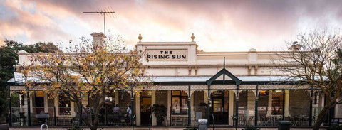 The Rising Sun Hotel - Australian Directory 10