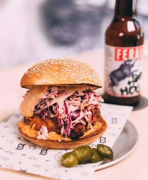 Izzy's Restaurant - Australian Directory 2