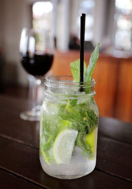 Tradewinds Bar & Bistro - Australian Directory 6