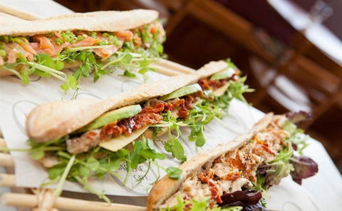 Gorilla Pizza SA - Australian Directory 8