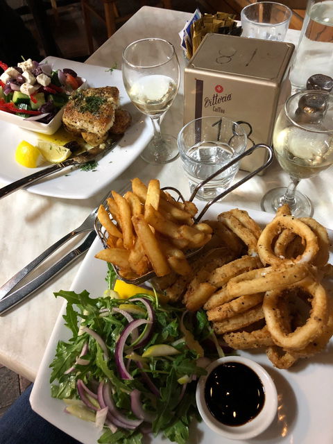 Montagna Cafe - Australian Directory 1