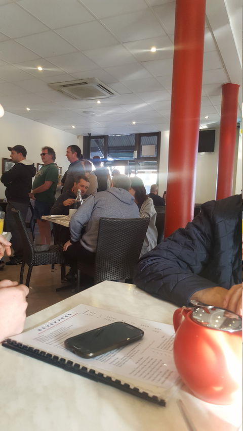Montagna Cafe - Australian Directory 6