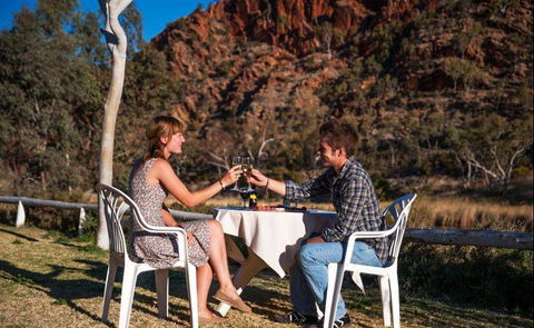 OMaras Hotel - Australian Directory 5
