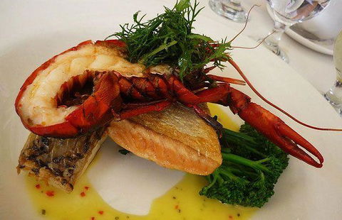 Flutes Restaurant - Australian Directory 5