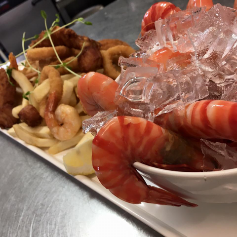 Tin Can Bay Yacht Club Bistro - Australian Directory 3