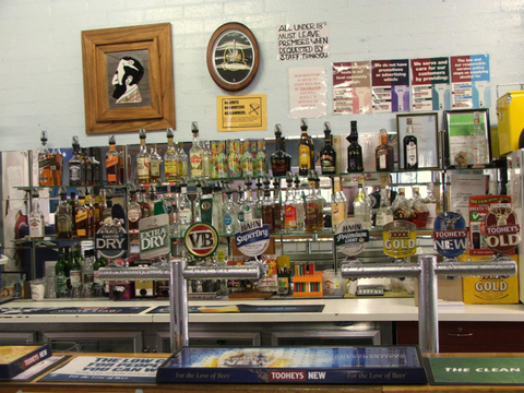 Old Bar Tavern - Australian Directory 2