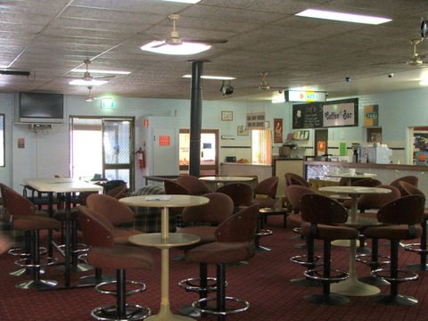 Old Bar Tavern - Australian Directory 3