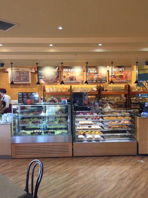 Banjo's Bakery - Australian Directory 8