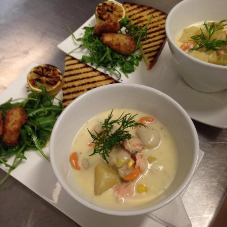 Bruni's Restaurant - Australian Directory 0