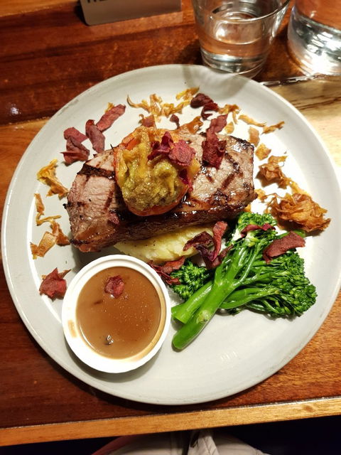 Entally Lodge Bistro & Bar - Australian Directory 10