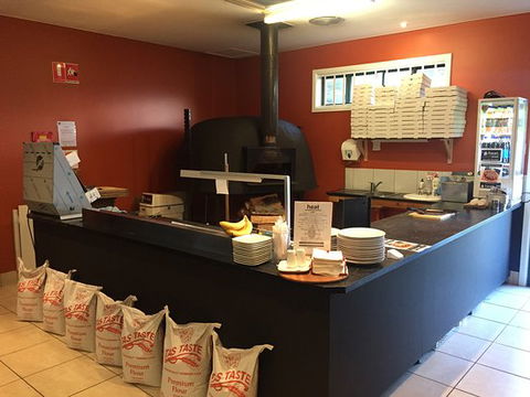 Heat Woodfired Pizza - Australian Directory 0