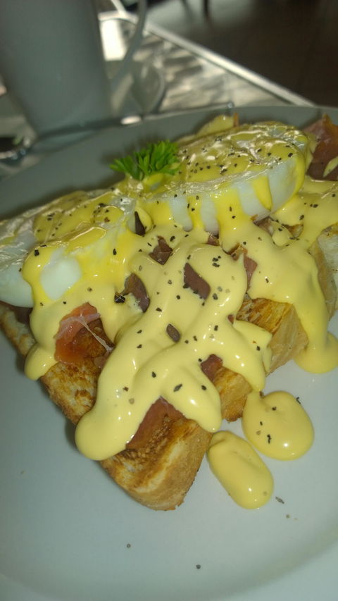 Inn-dulgence Cafe - Australian Directory 4