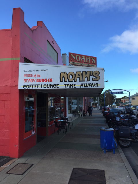 Noah's Coffee Lounge & Takeaway - Australian Directory 2