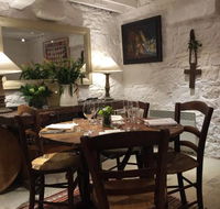 Red Feather Inn - Australian Directory