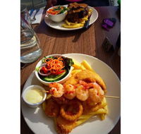 Sails Restaurant