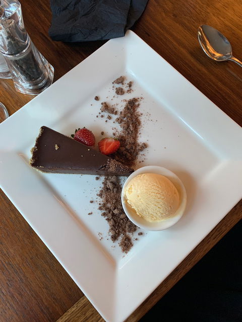Gabriel's On The Bay Restaurant - Australian Directory 5