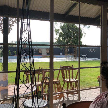 Huntington Tavern - Australian Directory 0
